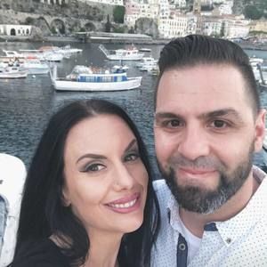 Meet your Posher, Suzie